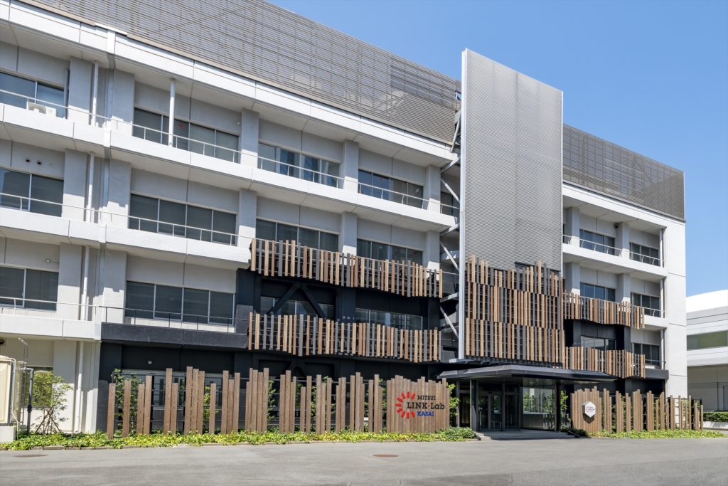 Exterior of the lab housing U-Factor's cell culture research facility